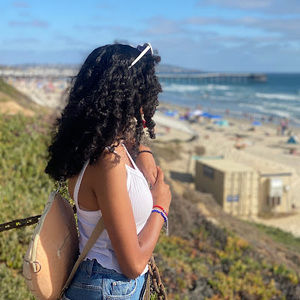 Meet your Posher, Sophia